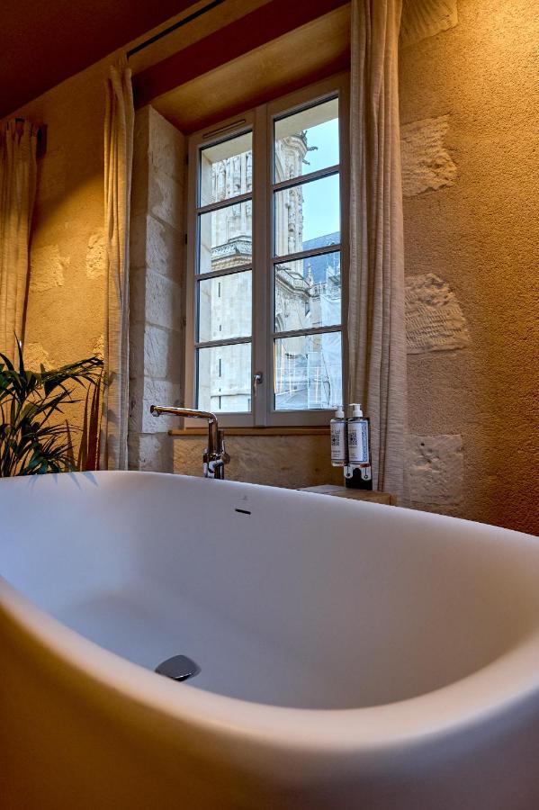 La Chapelle, Les Suites Du Palais, L'Unique 5 Etoiles De Nevers, Suite D'Exception, By Primo C0Nciergerie Экстерьер фото