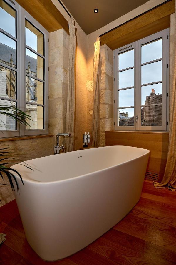 La Chapelle, Les Suites Du Palais, L'Unique 5 Etoiles De Nevers, Suite D'Exception, By Primo C0Nciergerie Экстерьер фото