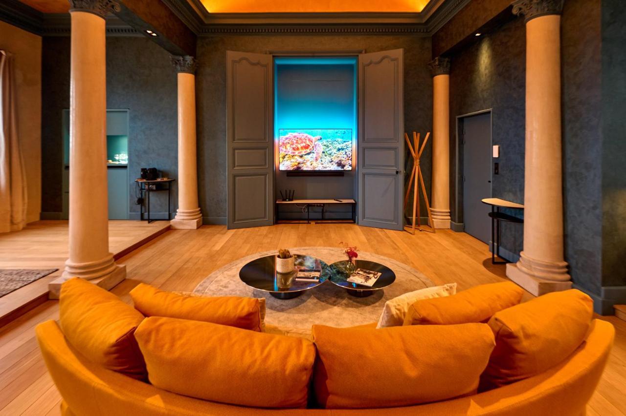 La Chapelle, Les Suites Du Palais, L'Unique 5 Etoiles De Nevers, Suite D'Exception, By Primo C0Nciergerie Экстерьер фото